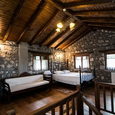 Tithoreans' Traditional Residences Chalet *